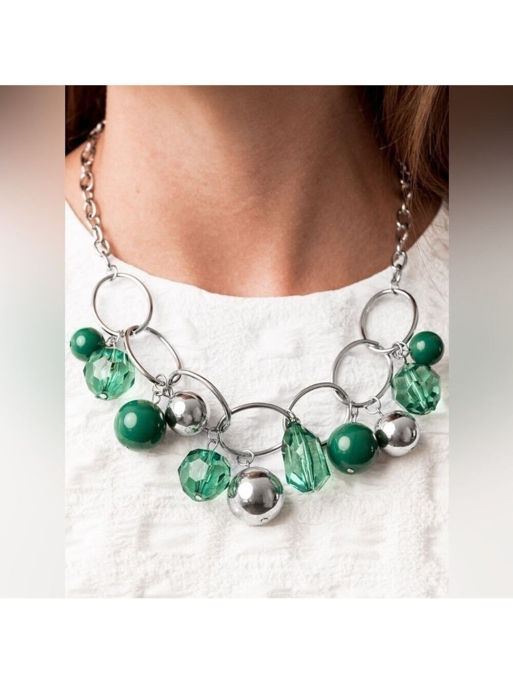 Paparazzi Cosmic Getaway Green Necklace